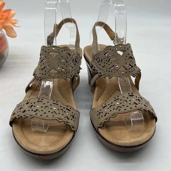 Earth Rosetta Tan Leather Cut Out Wedge Sandals Size 8.5. MCW2775E - Picture 2 of 8